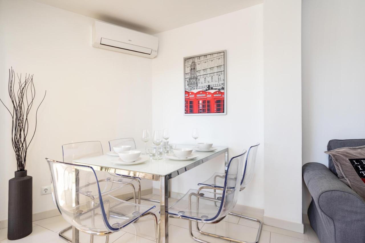 Shoreline Apartment In Fuengirola By Costarentals - Ref 88 외부 사진